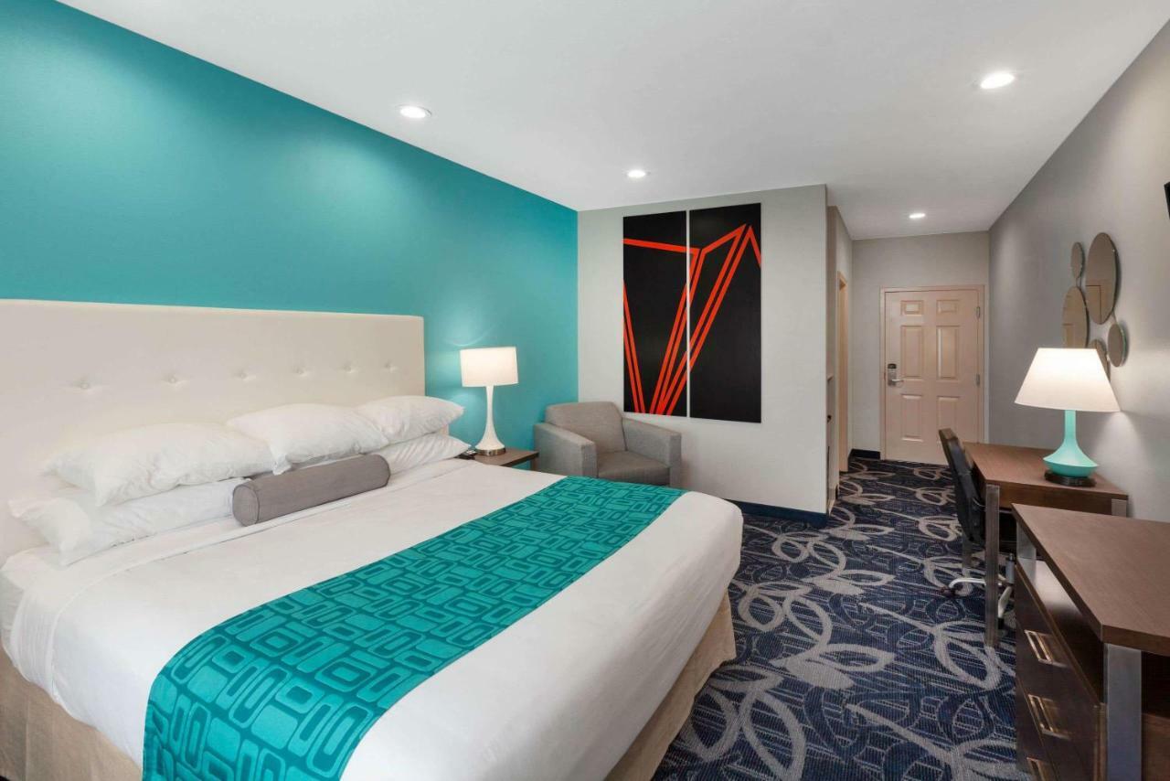 Americas Best Value Inn Houston Willowbrook Экстерьер фото