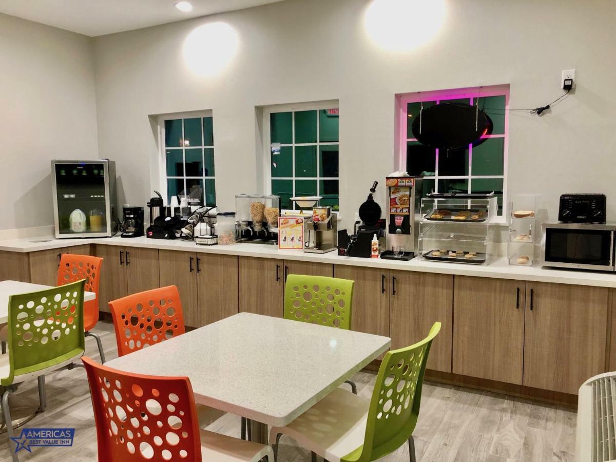 Americas Best Value Inn Houston Willowbrook Экстерьер фото